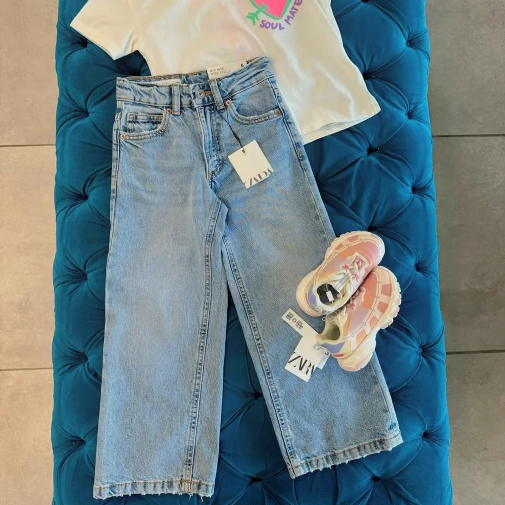 Zara Kids Blue Jeans - Picture 1 of 5